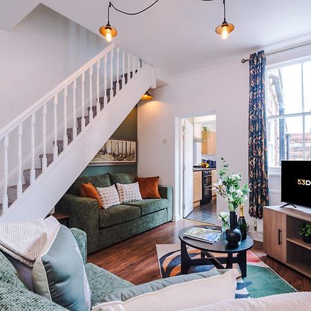New! Stunning 2-Bed City-Centre Home In Chester By 53 Degrees Property - Ideal For Couples & Groups - Sleeps 6! Екстер'єр фото